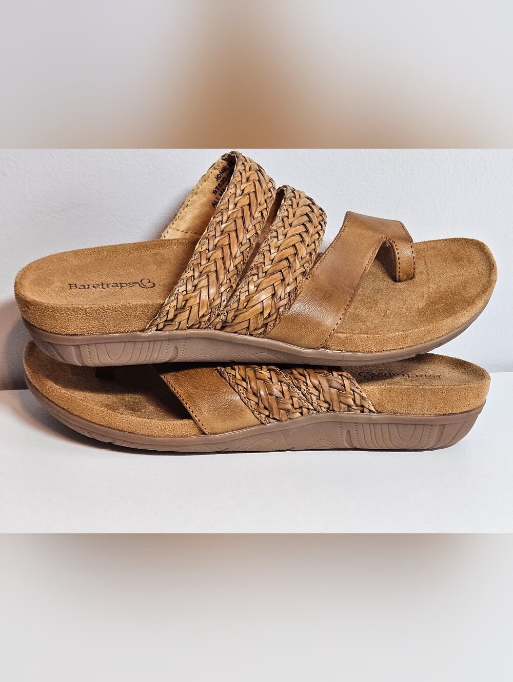 Baretraps Jonelle Slip-On Style Sandals w/ Toe Strap, Sz 7M - Picture 6 of 9